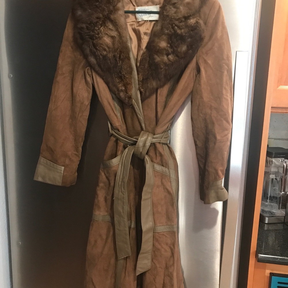 Pete’s Caruso Vintage 1970s Suede Leather With Faux Fur Collar Womens Cost